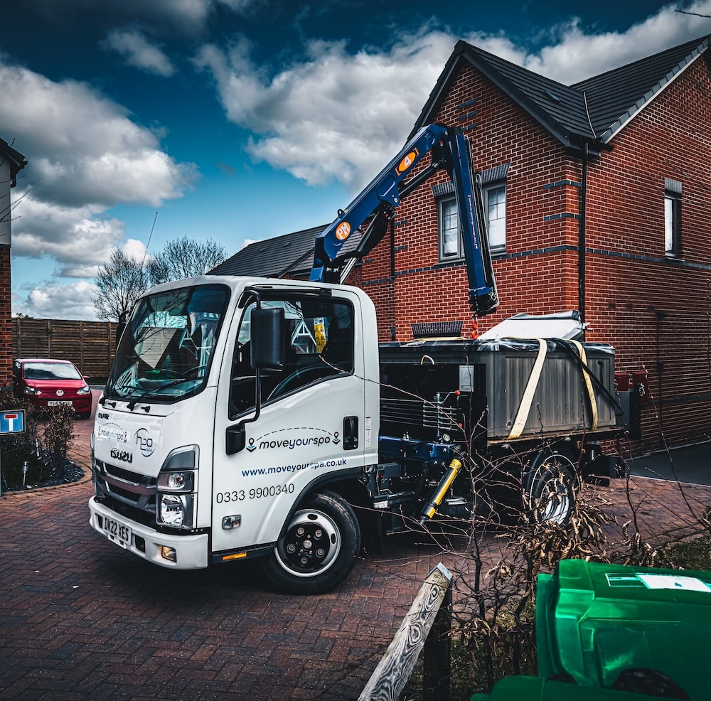 hot tub crane hire